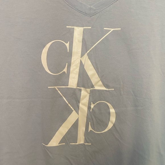 Calvin Klein Jeans Light Blue V-Neck Tee - Picture 2 of 4